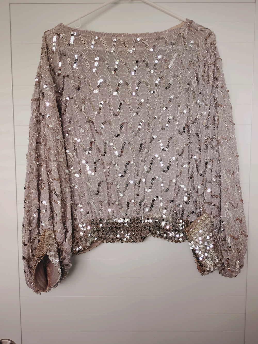 St.Martin Silver Small,Sequined Top Wavy pattern and Dolman sleeves Vintage Glam